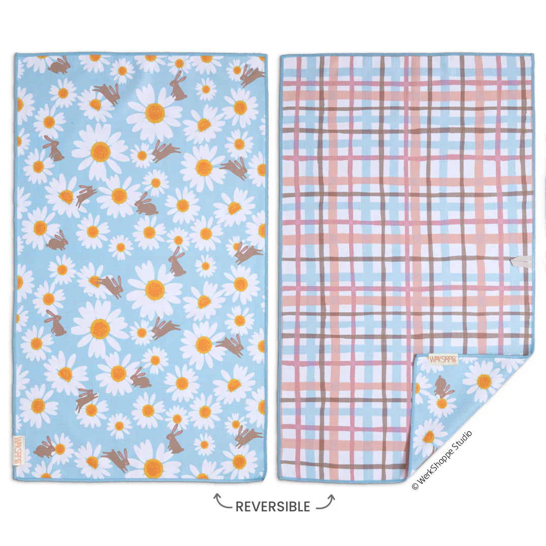 Daisy Hop Microfiber Towel