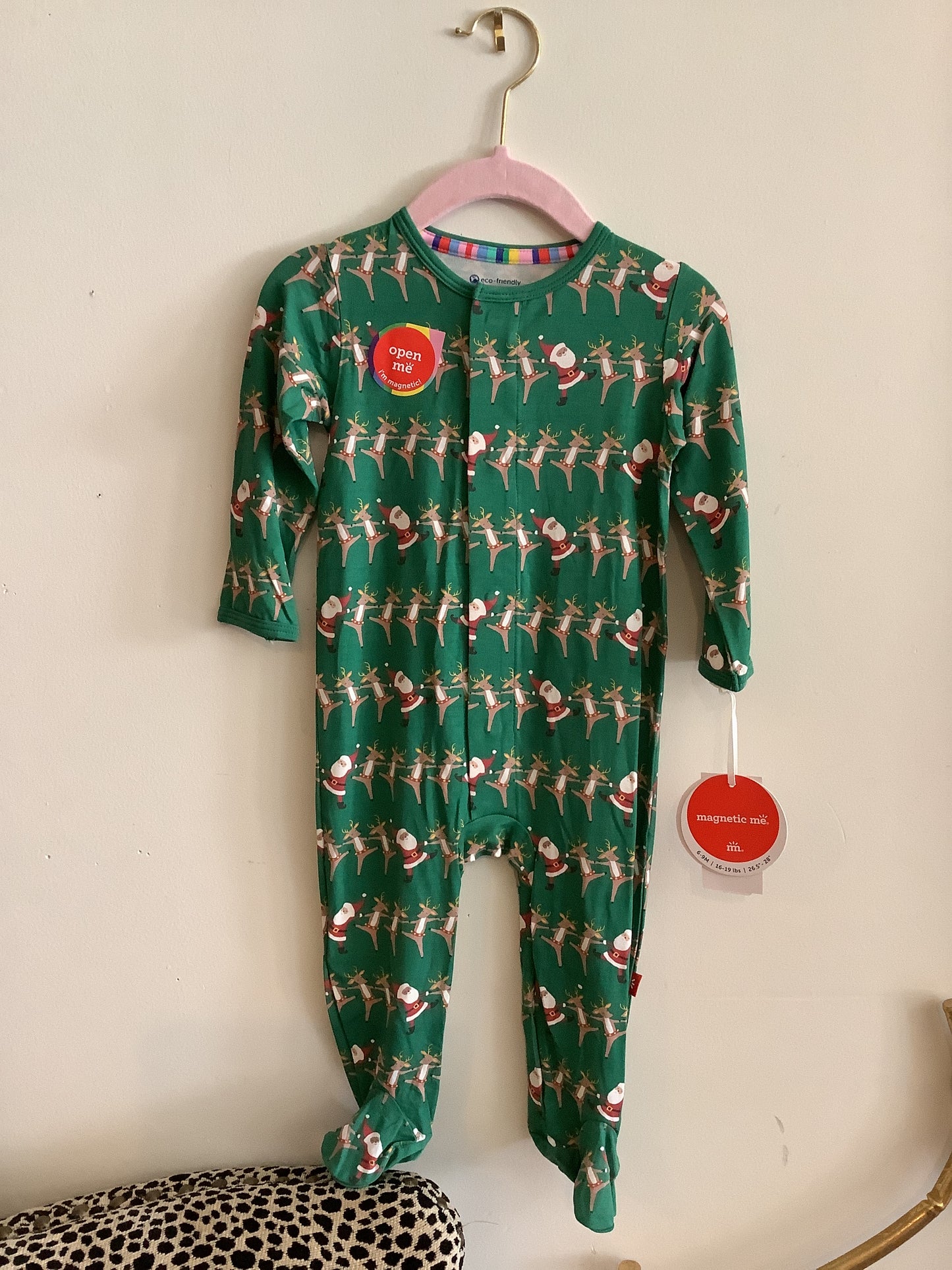 Christmas can can modal footie