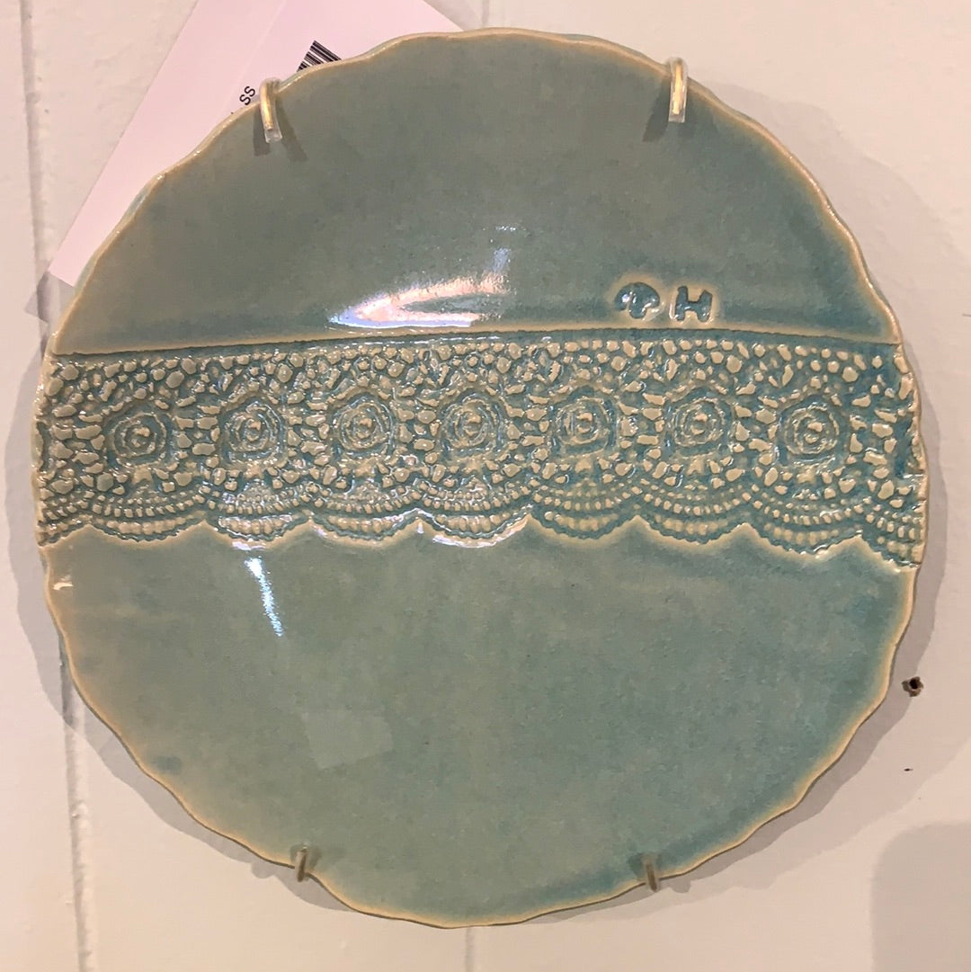 MEDIUM LACE PORCELAIN PLATE