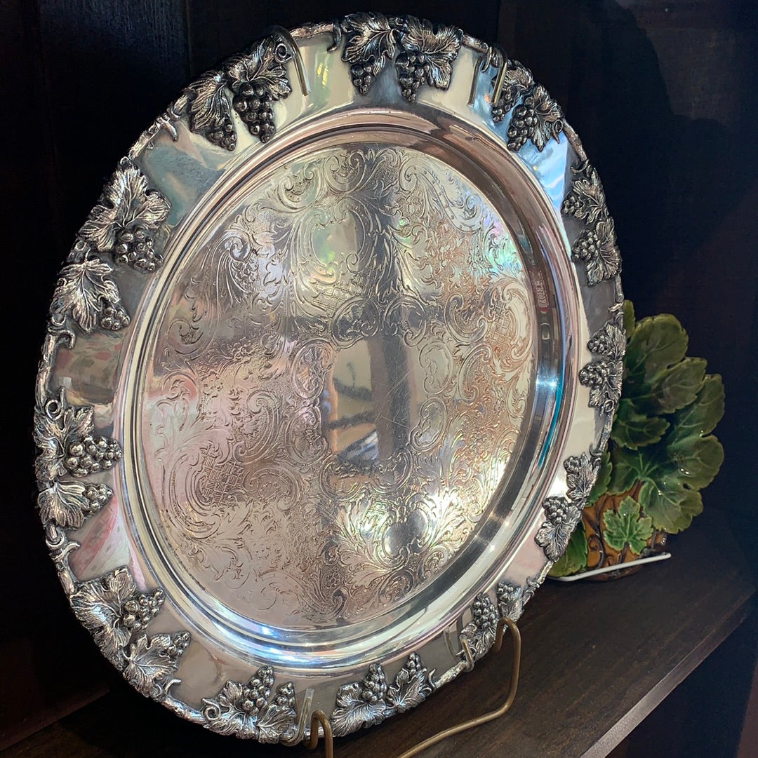 SP ROUND TRAY (with Grapes)
