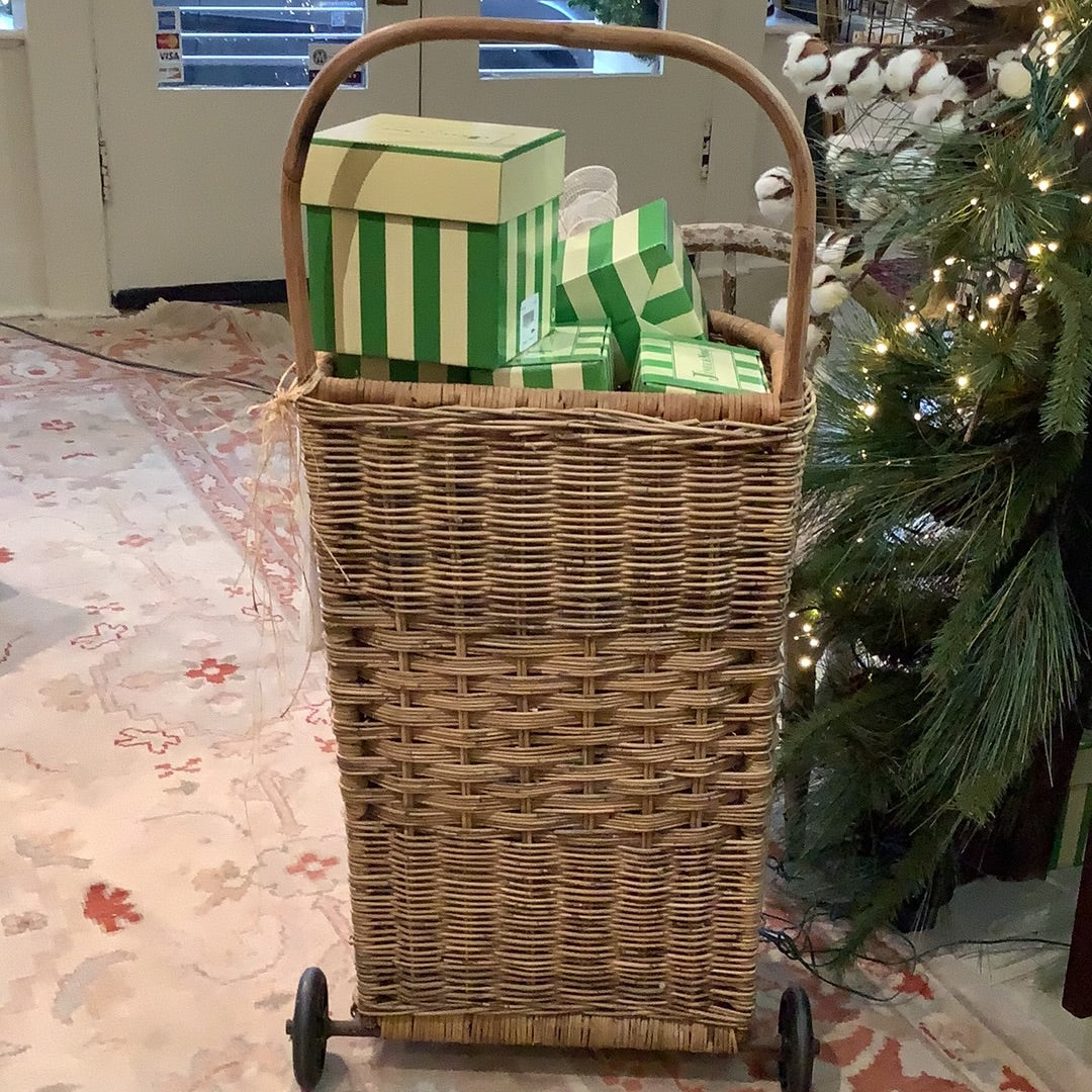 FRENCH MARKET BASKET