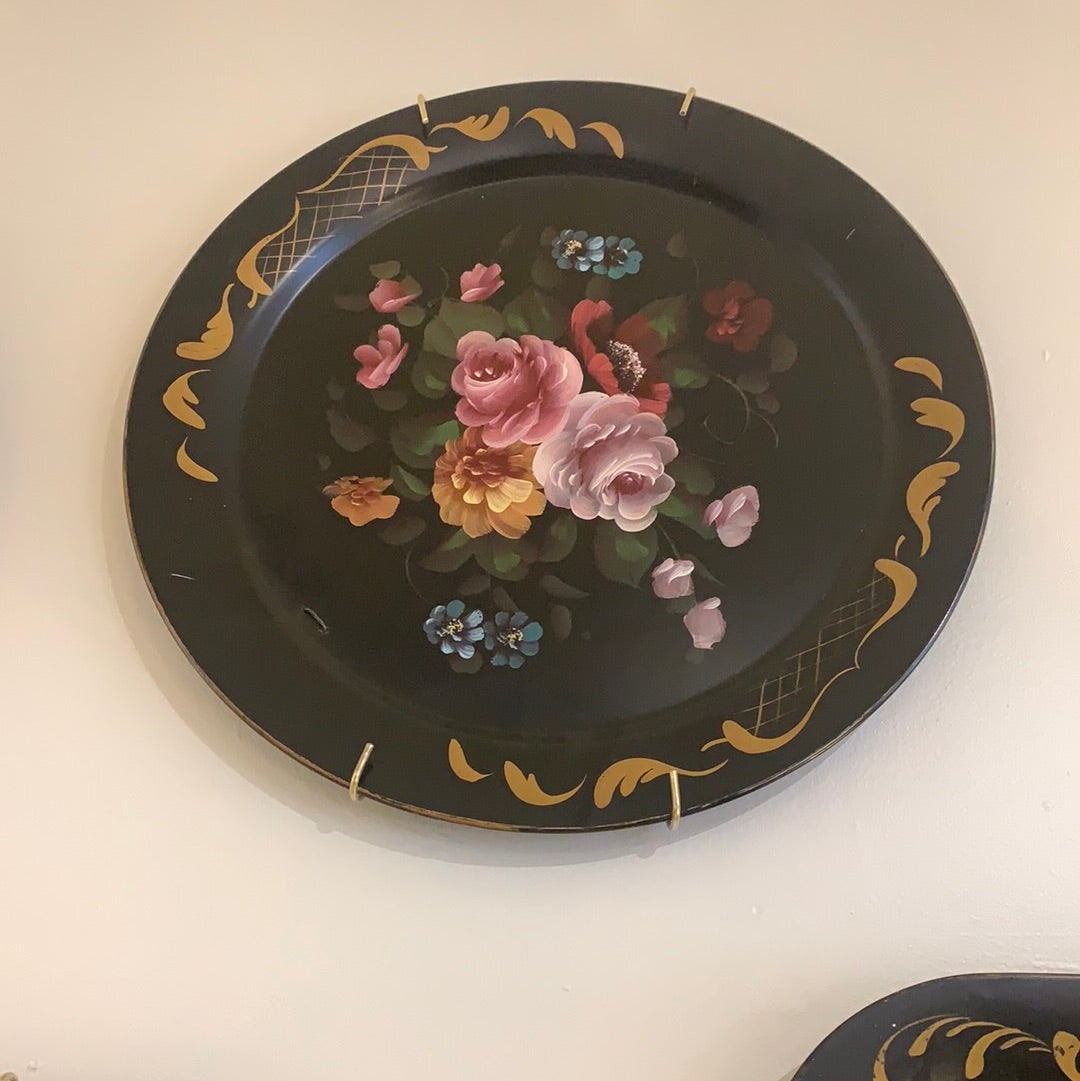 TOLE TRAY