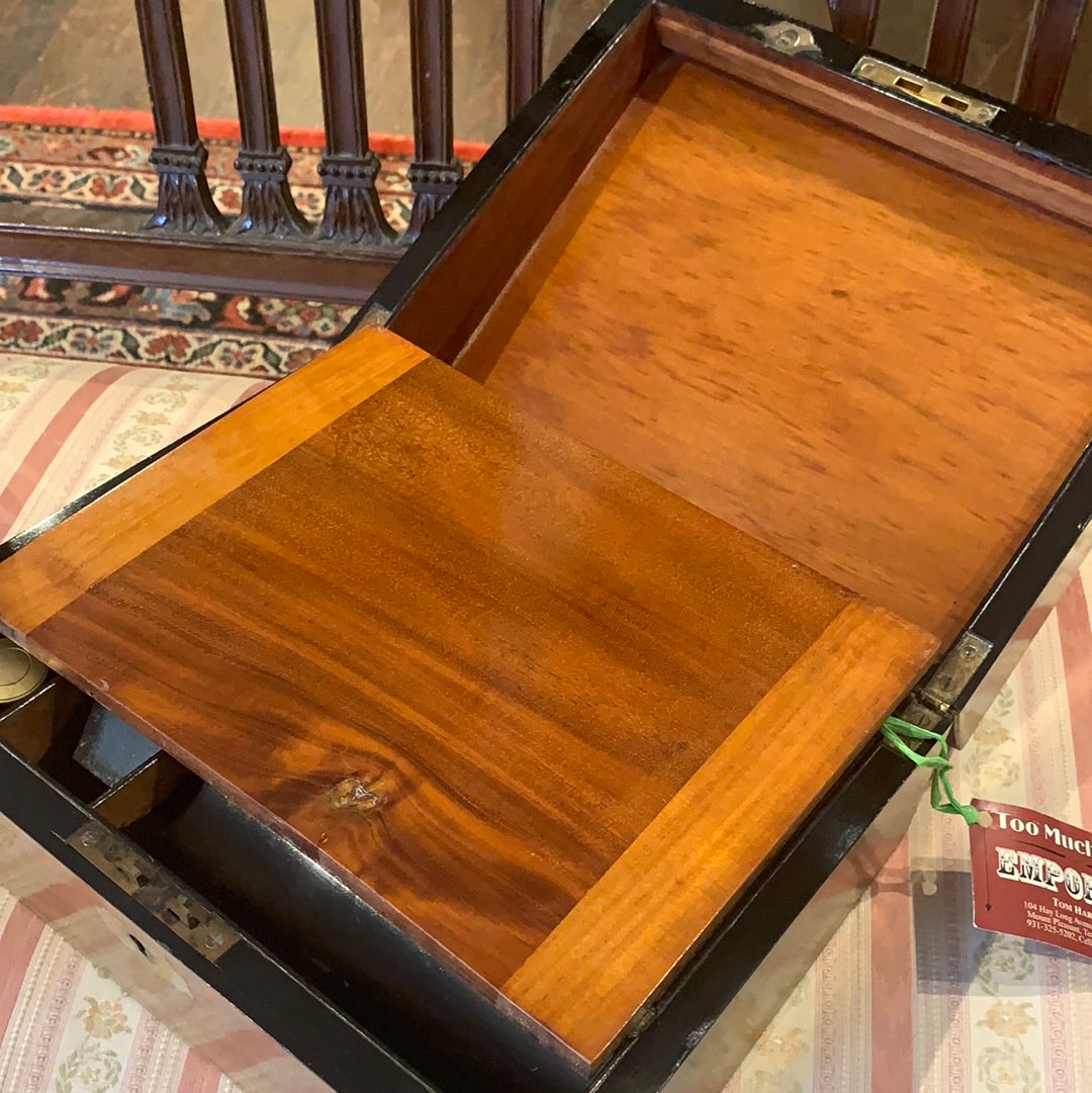 VICTORIAN WOODEN BOX