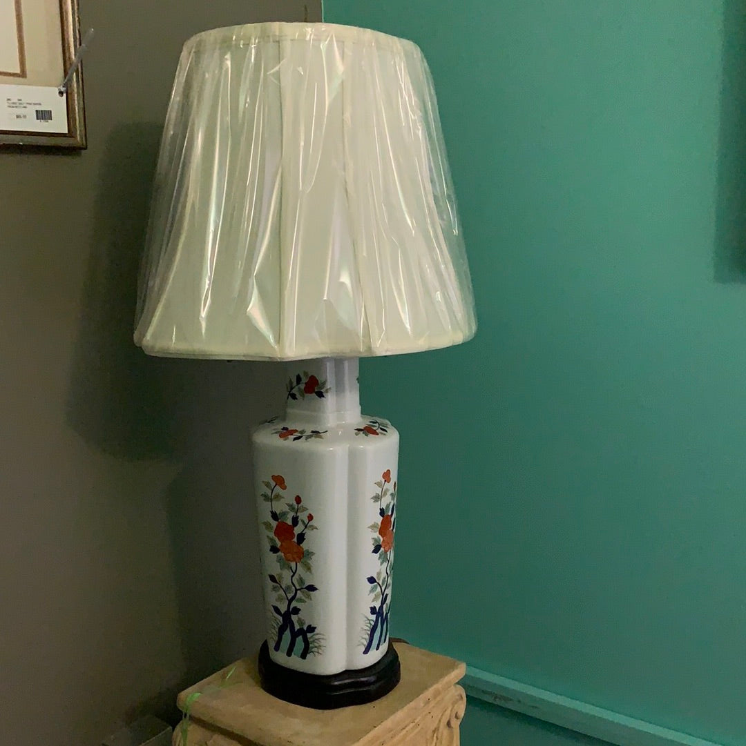 ORIENTAL LAMP