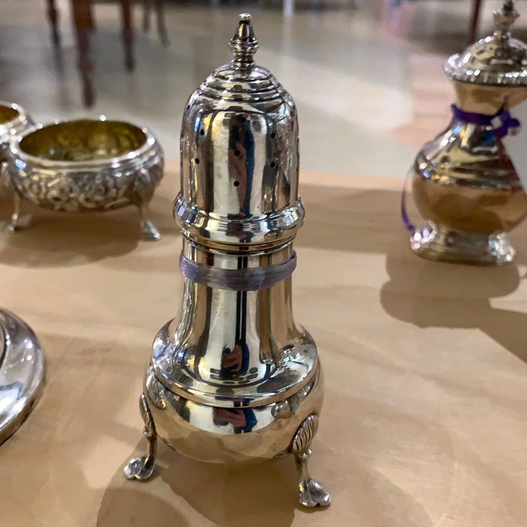 B&M STERLING PEPPER, FOOTED