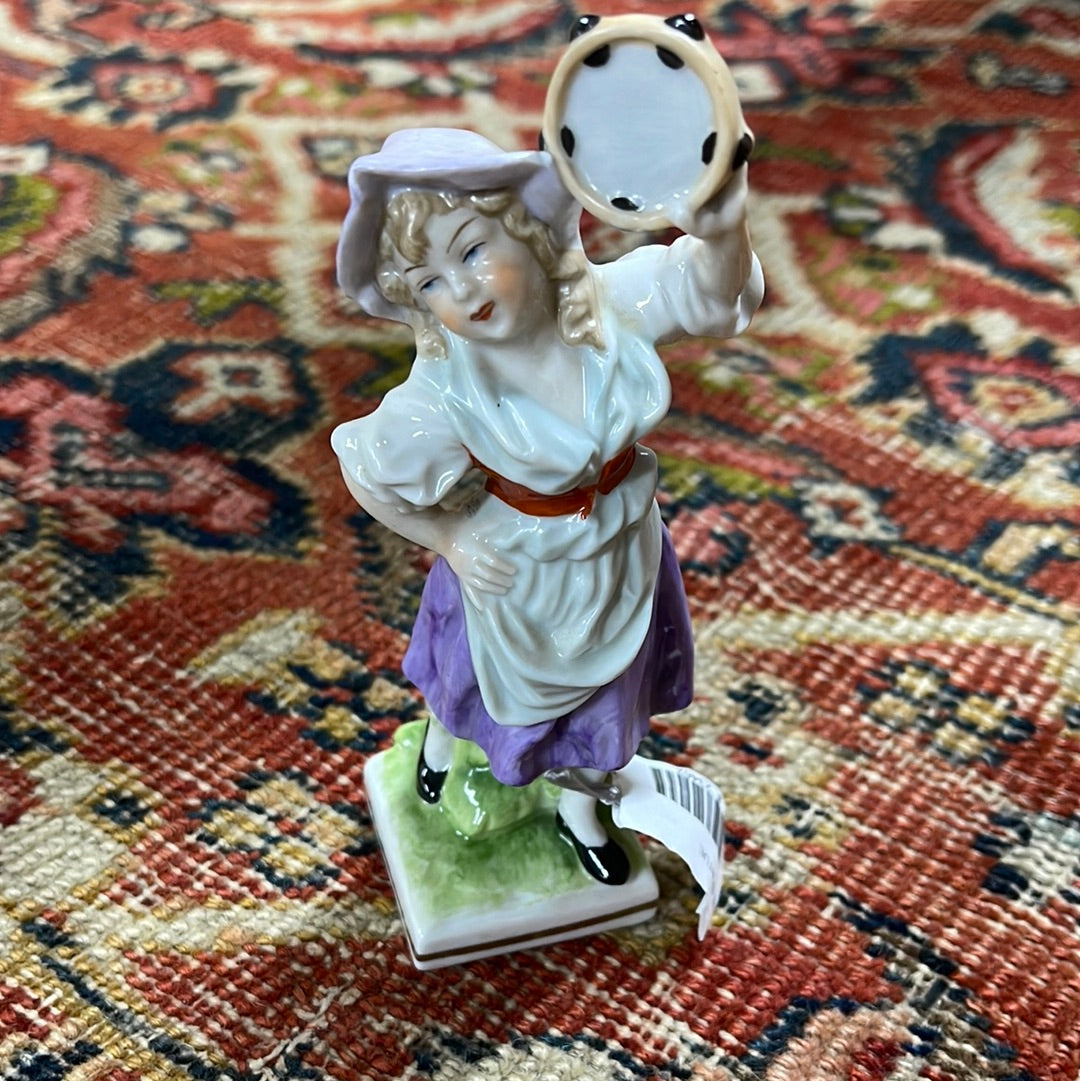 VINTAGE CAPODIMONTE STATUE