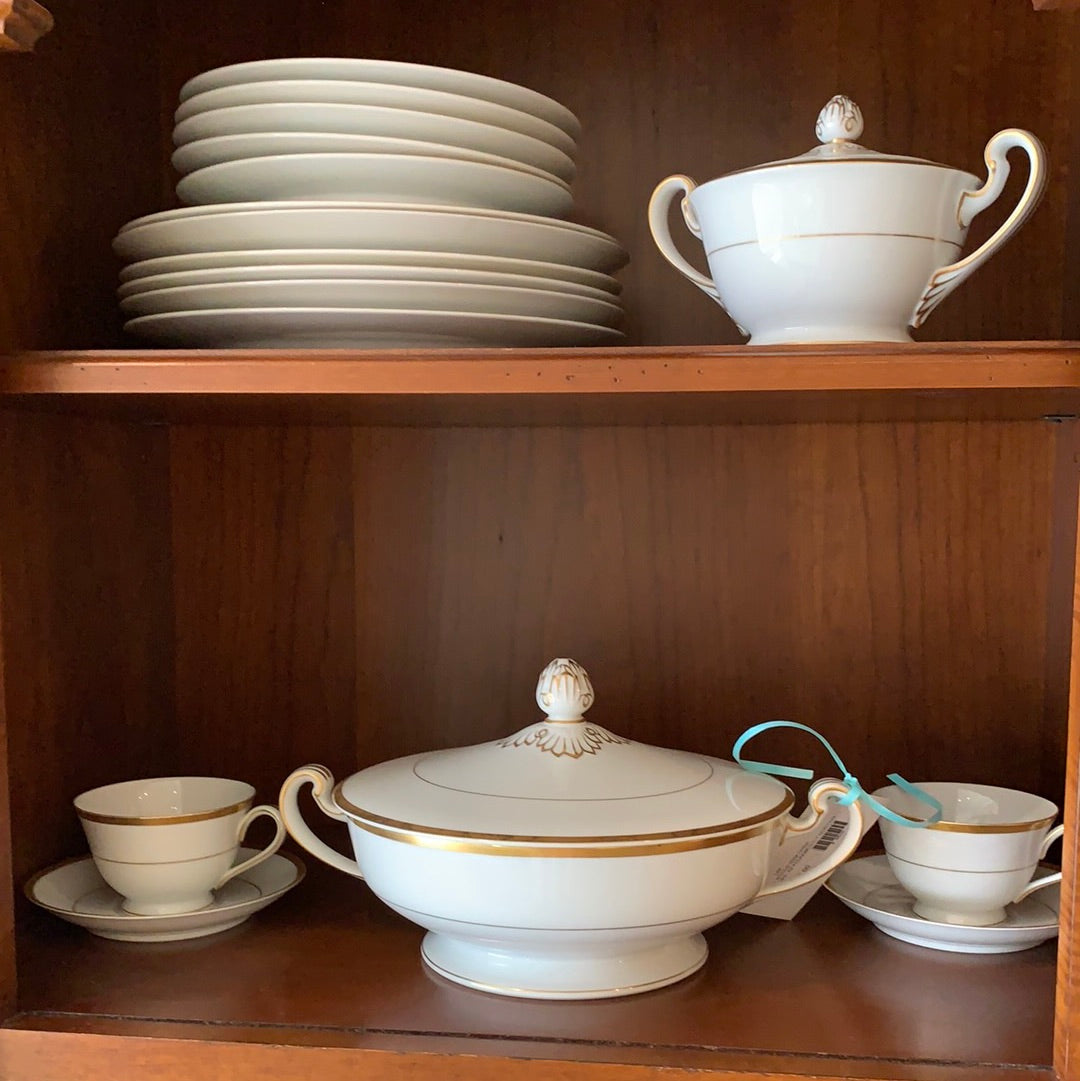 WHITE w/GOLD TRIM CHINA