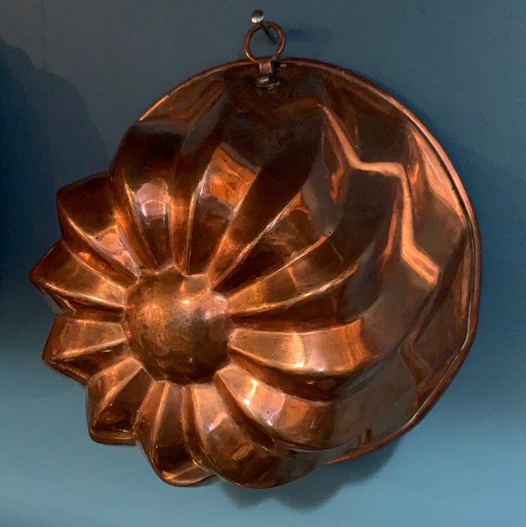 ANTIQUE COPPER MOLD