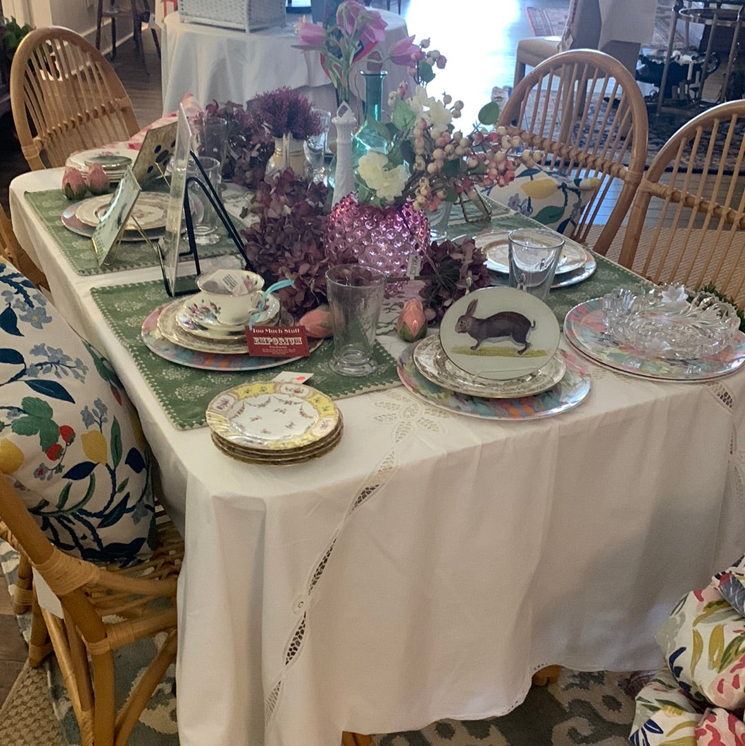 White Tablecloth