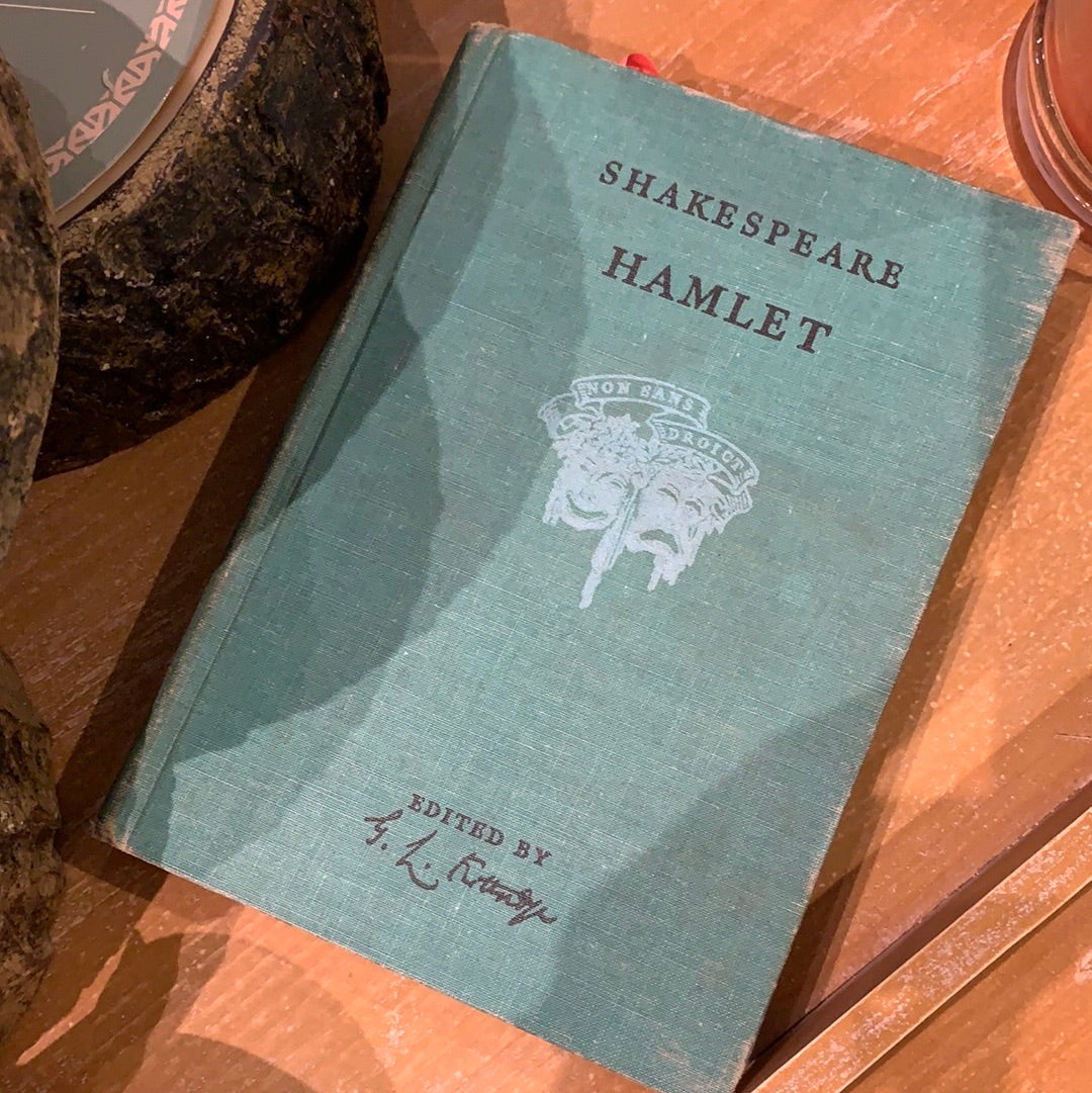 SHAKESPEARE'S HAMLET