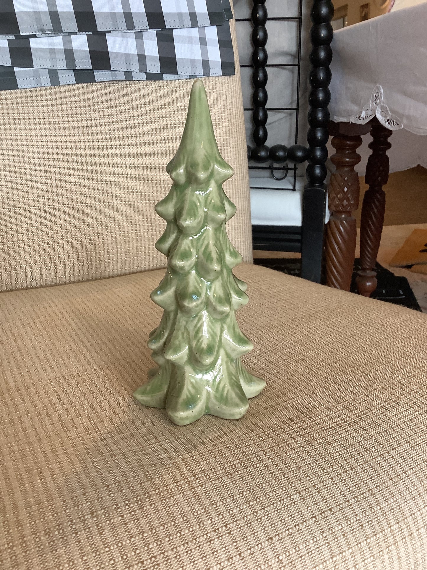 Stoneware Tree Light Green