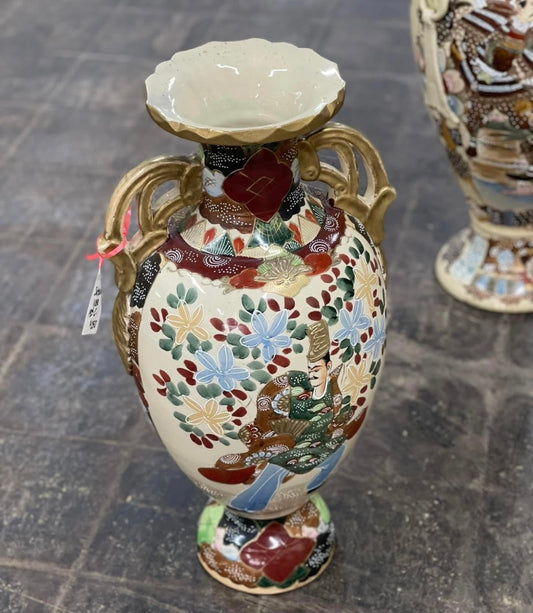 19th CENTURY SATSUMA VASE