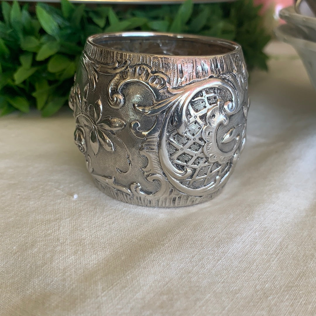 EXTRAORDINARY STERLING SILVER NAPKIN RING