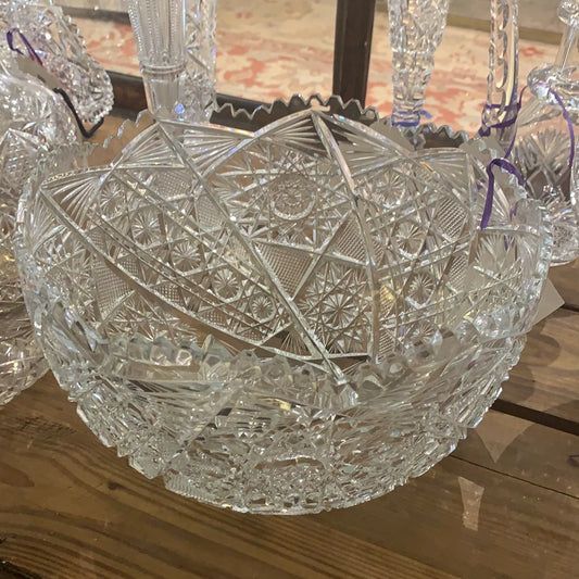 CUTGLASS PUNCH BOWL