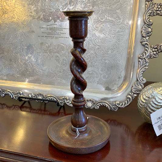 PR. CLOSED TWIST CANDLESTICKS