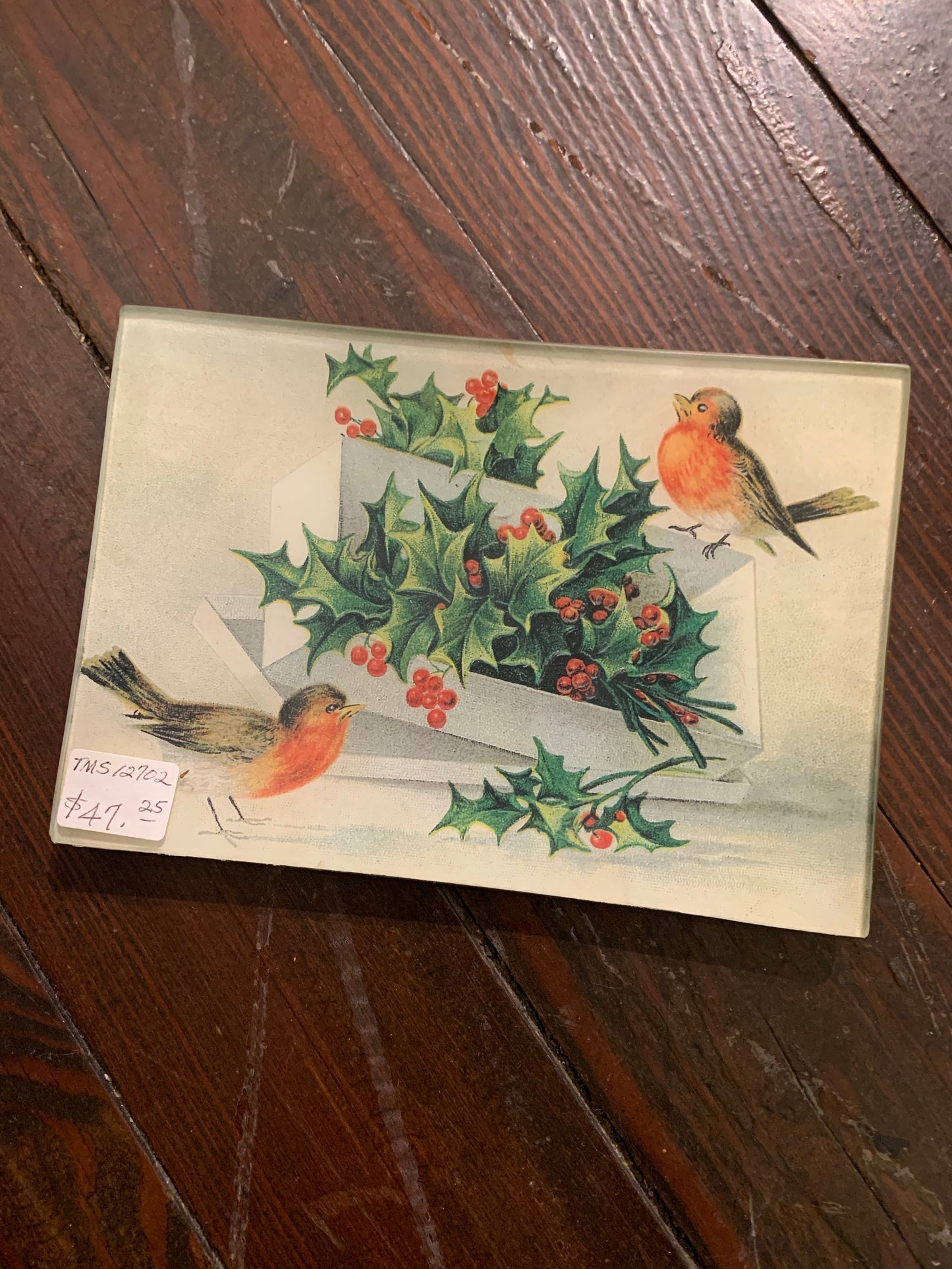 FRENCH HOLLY WITH BIRDS TRAY