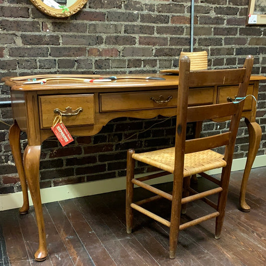 DAVIS CABINET DESK